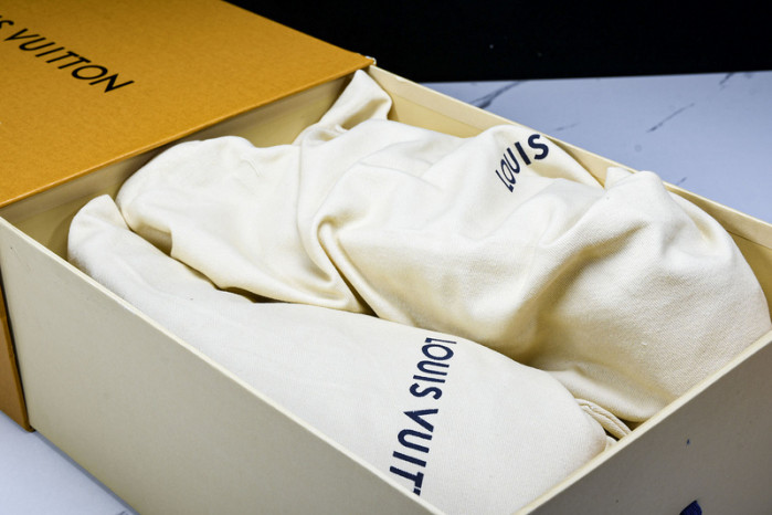 LV Trainer Sneaker