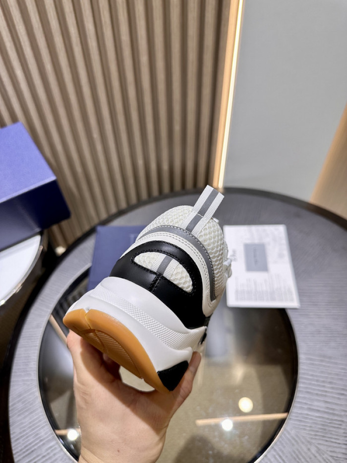 D10r b22 sneaker