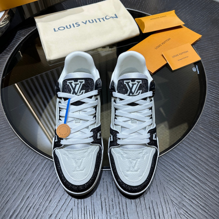 lv trainer sneaker (crystal cusT0mize)