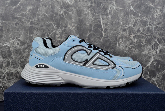 D10r b30 sneaker