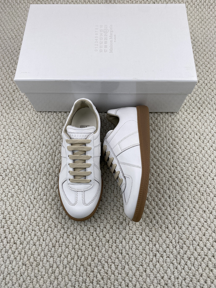 ma*s*n Ma*i*la gat sneaker