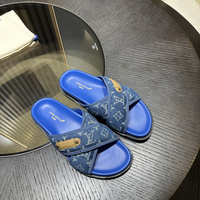 LV SANDALS