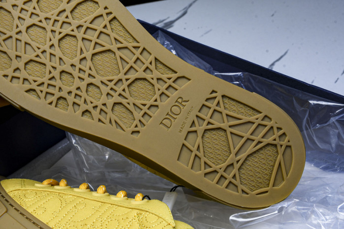 D10r b33 sneaker (eu38-46)