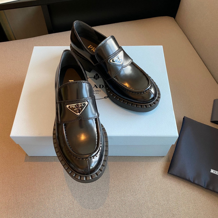 pr0da loafers