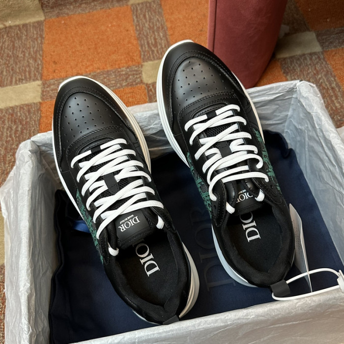 D10r b25 sneaker
