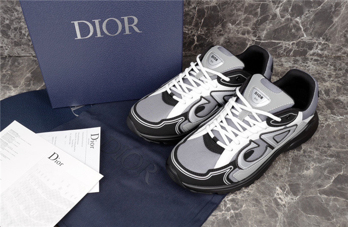D*or b30 sneaker