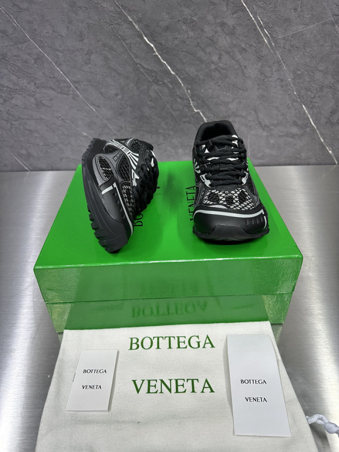 B0tte*a ve*ne*ta sneaker