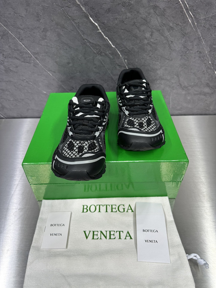 B0tte*a ve*ne*ta sneaker