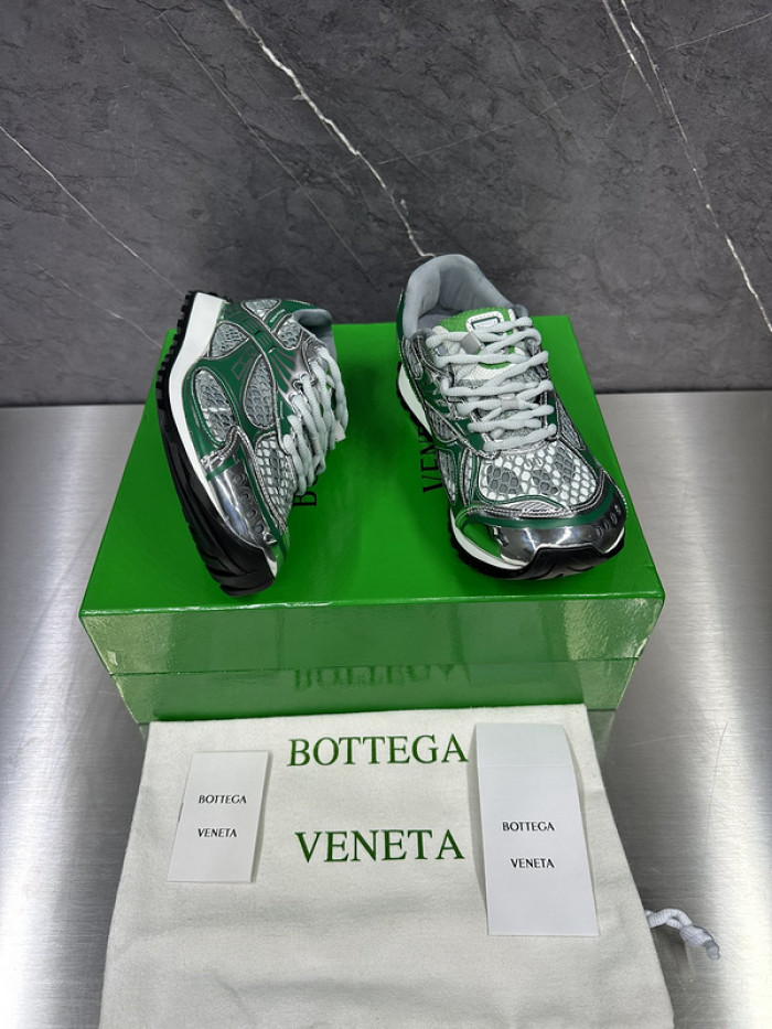 B0tte*a ve*ne*ta sneaker