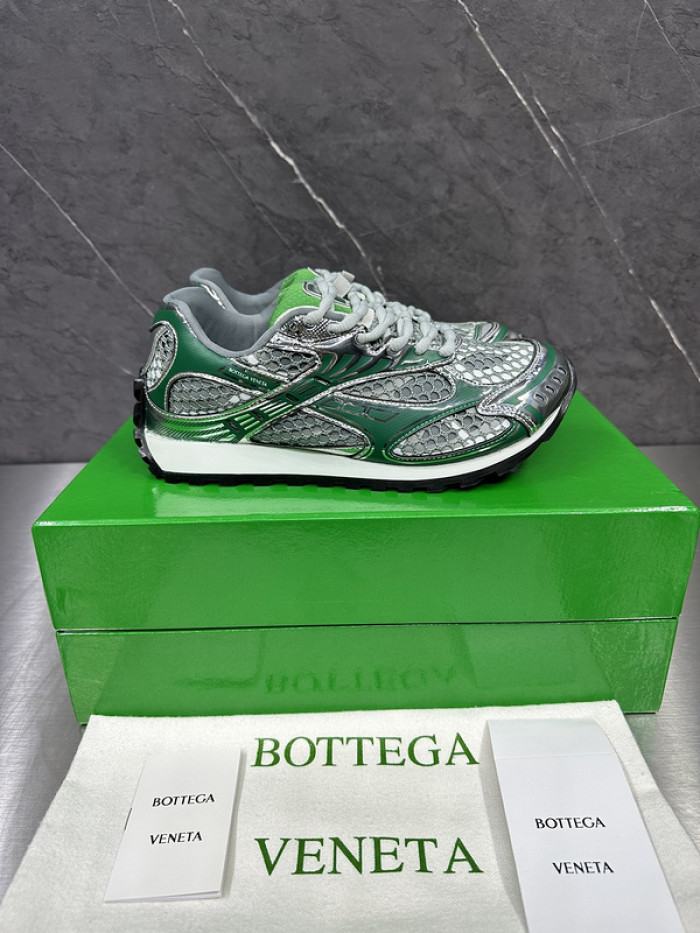 B0tte*a ve*ne*ta sneaker