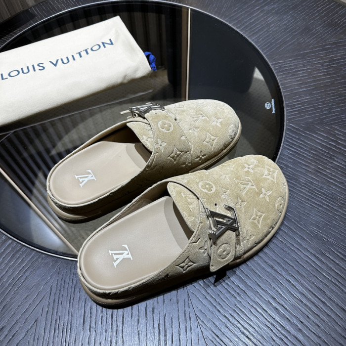 LV SANDALS