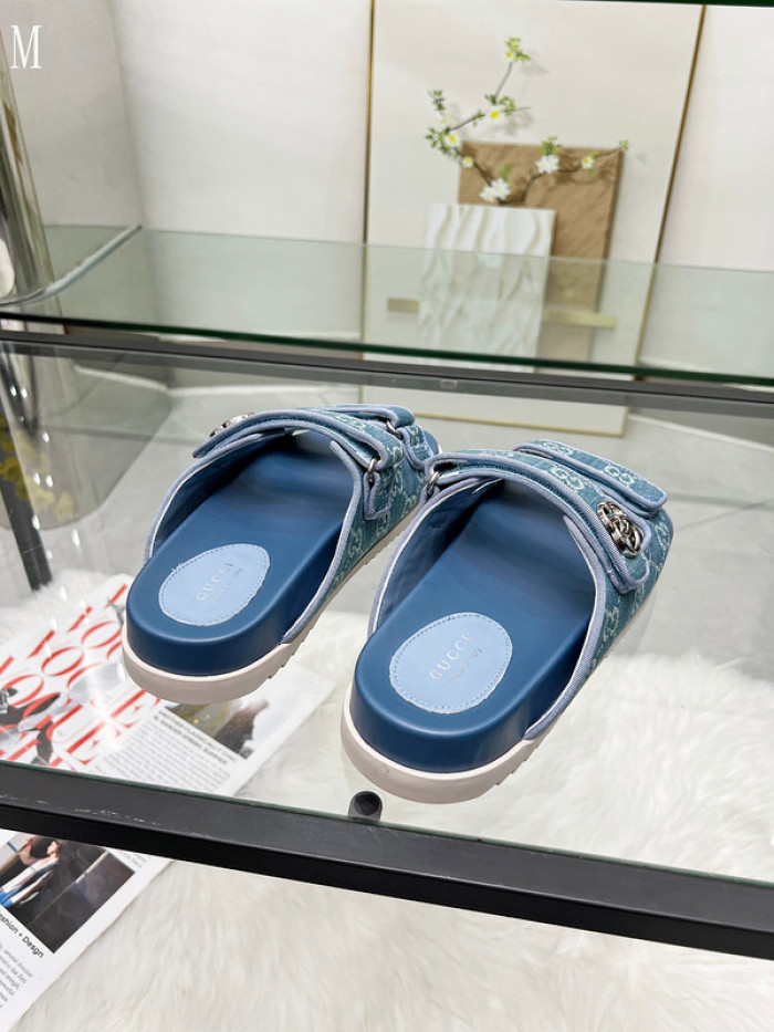 GUCC SANDALS