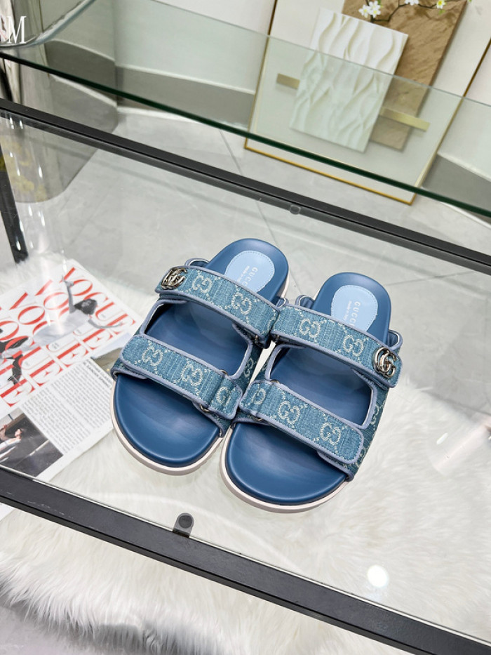 GUCC SANDALS