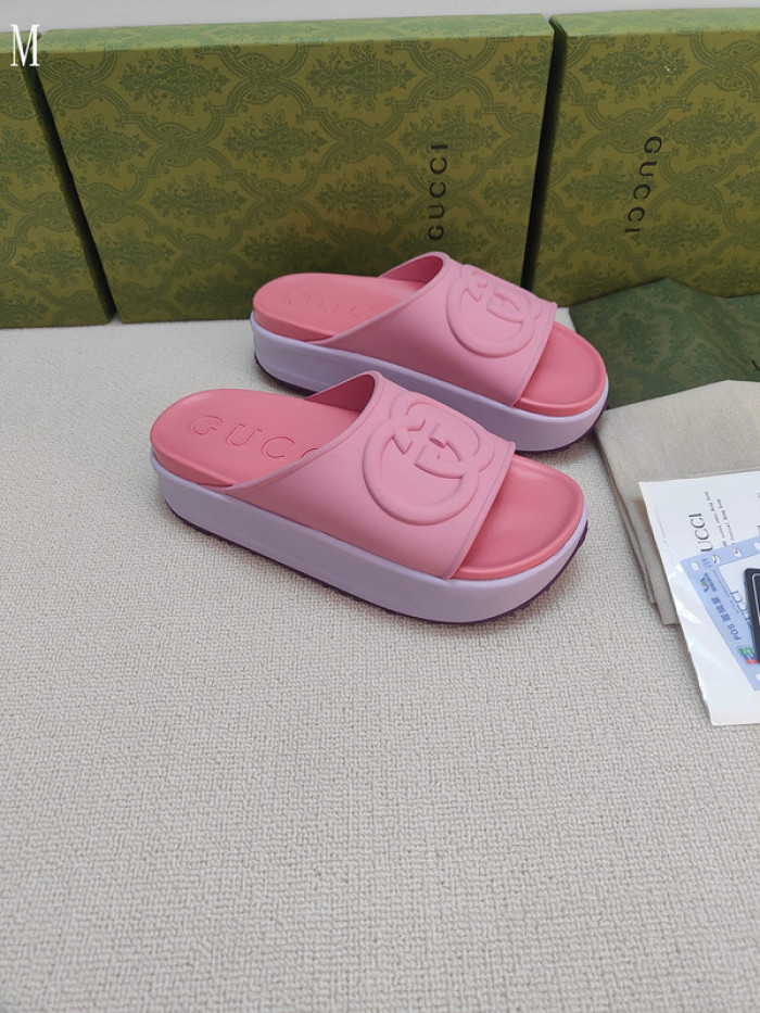 GUCC SANDALS