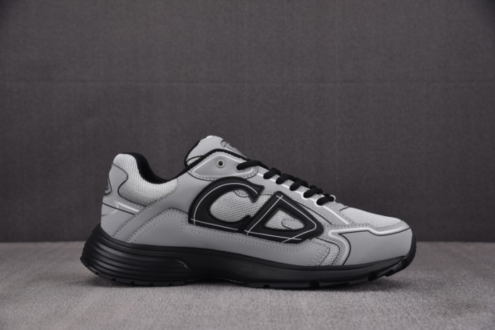 D10r b30 sneaker