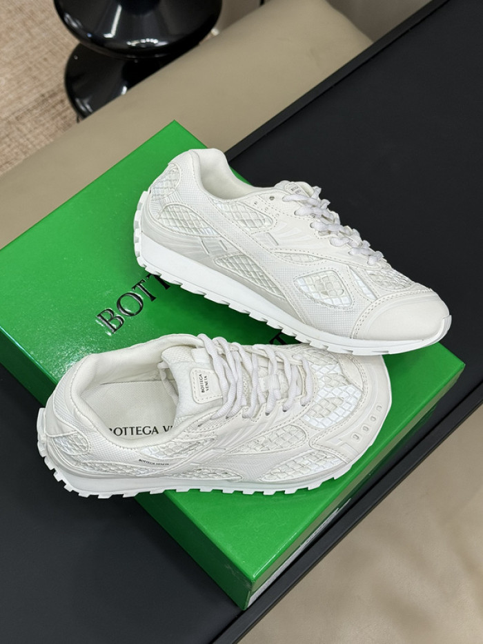 B0tte*a ve*ne*ta sneaker
