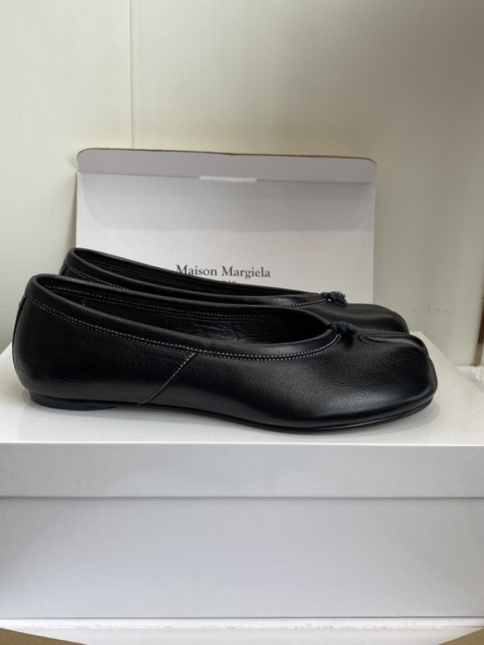 ma*s*n Ma*i*la tabi shoes