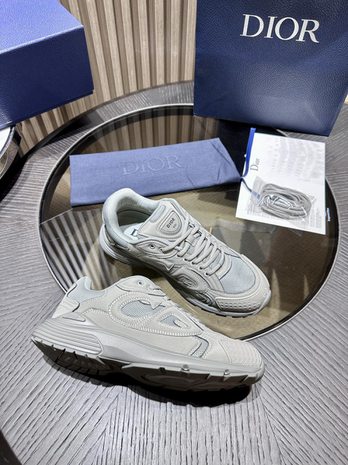 D10r b30 sneaker