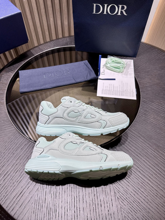 D10r b30 sneaker