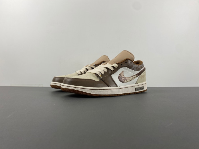 JORDAN 1 RETRO LOW HF5743-221
