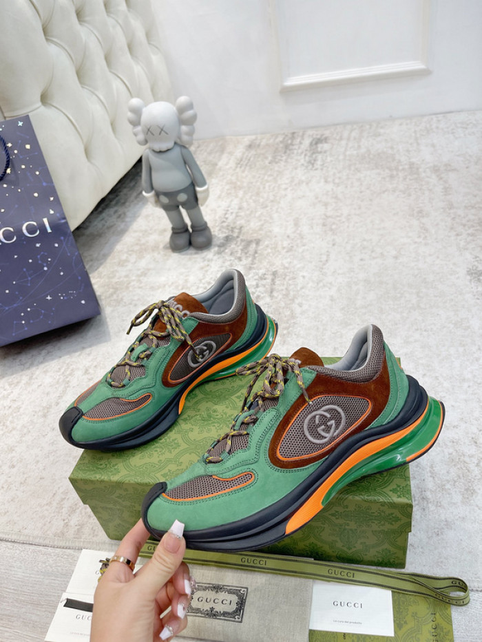 GUCCI Run Sneaker