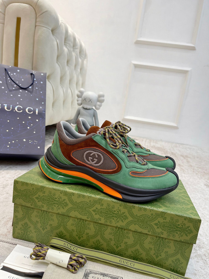 GUCCI Run Sneaker