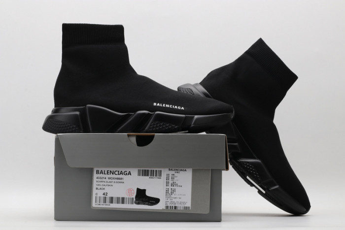 Ba*len*cia*ga speed sneaker