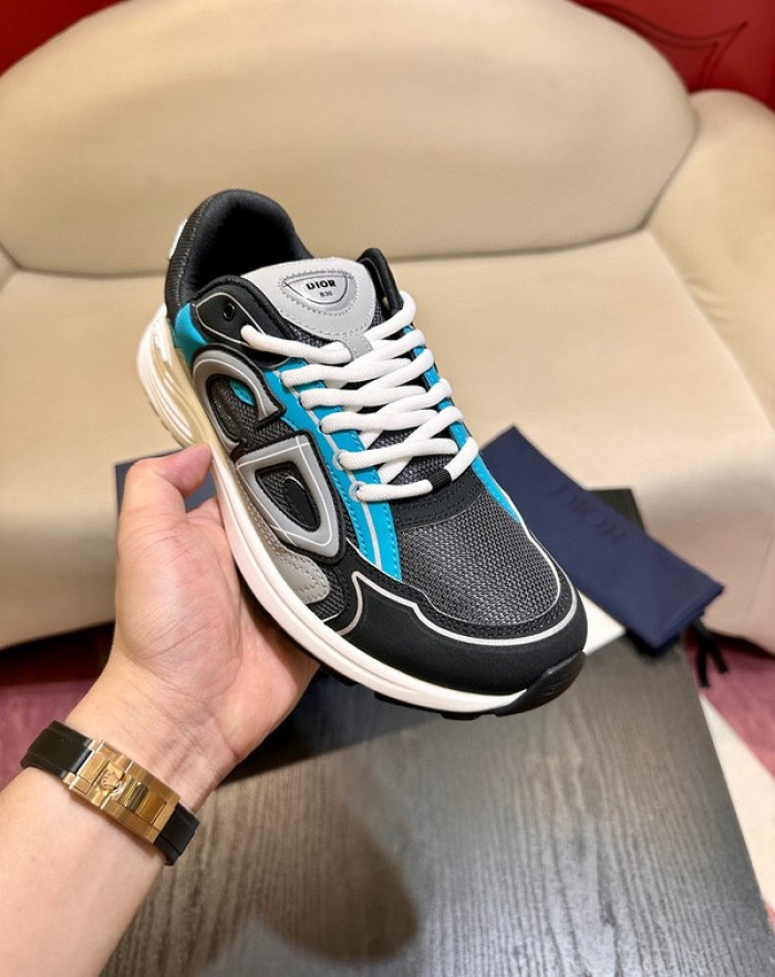 D10r b30 sneaker