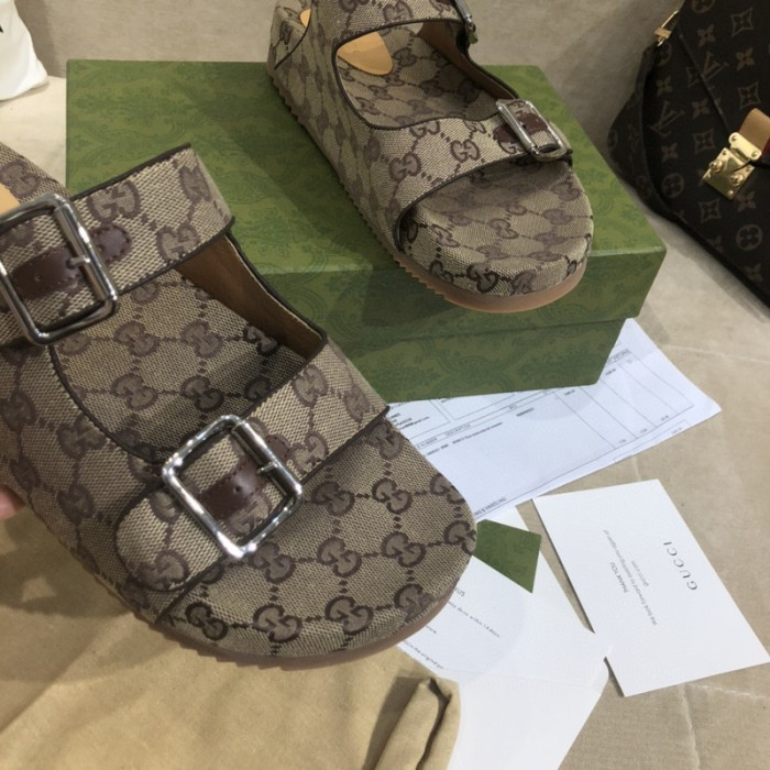 GUCC SANDALS