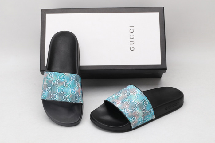 G*u*i sandals